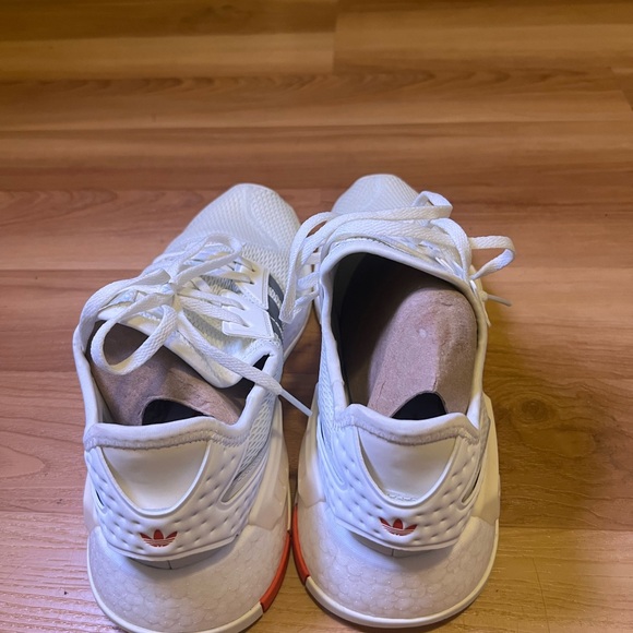 Adidas sneakers, size 8.5 or 8 1/2, color white gray tint - Picture 8 of 9